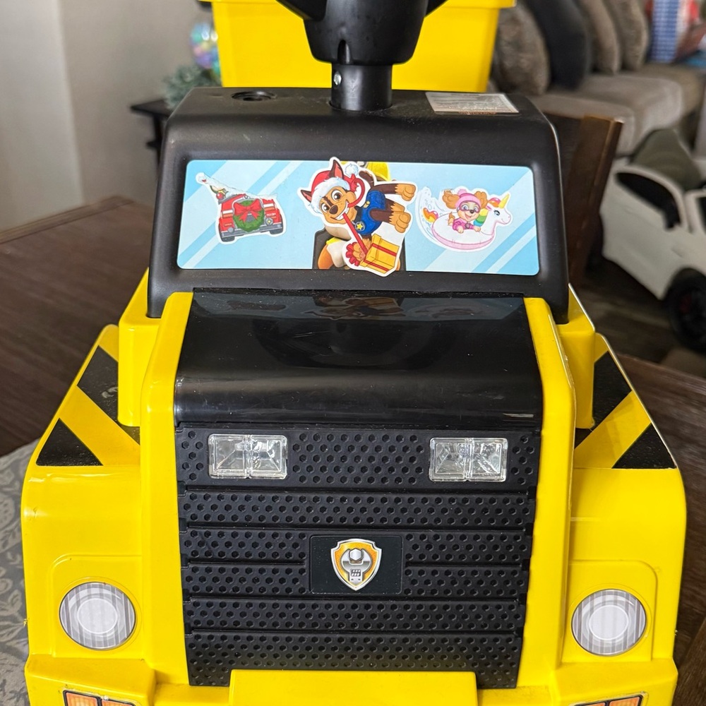 Huffy Paw Patrol Rubble 6-Volt Ride-On Quad.